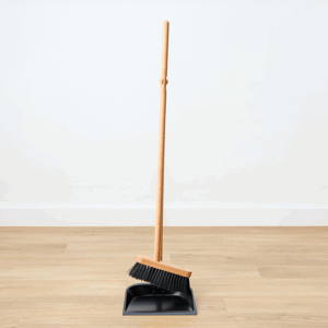 Scandi Stand Up Fireside Ash Pan and Brush Set